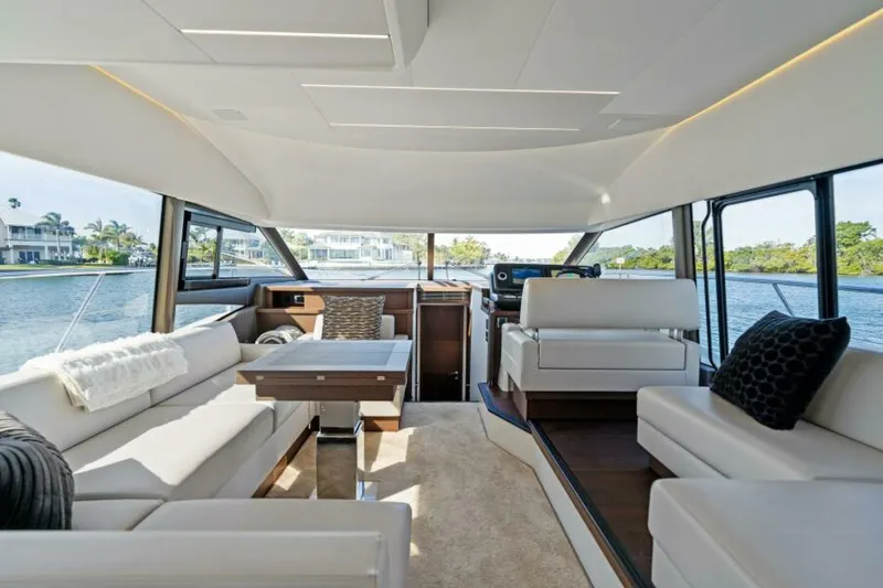 Slide: The Image of 2020 52 Prestige Flybridge - Vacay - Salon Overview - 5482421