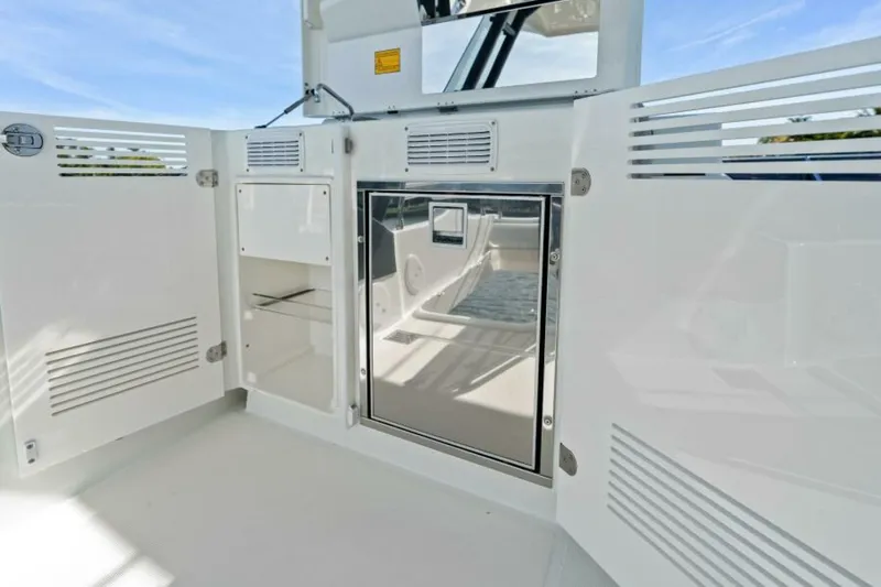 Slide: The Image of 2020 52 Prestige Flybridge - Vacay - Flybridge Grill - 5482470