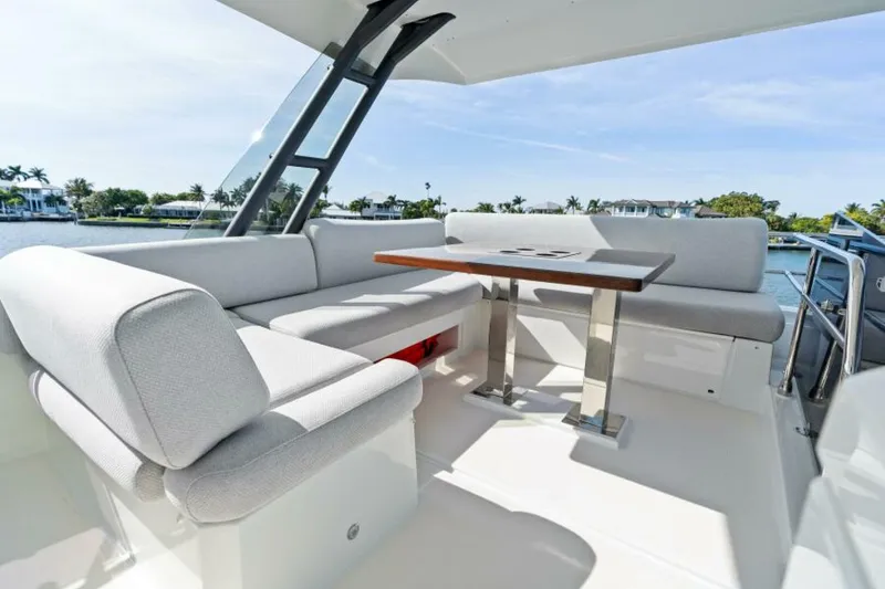 Slide: The Image of 2020 52 Prestige Flybridge - Vacay - Flybridge - 5482475
