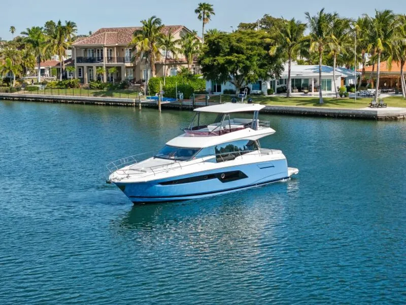 Slide: The Image of 2020 52 Prestige Flybridge - Vacay - Profile - 5482491