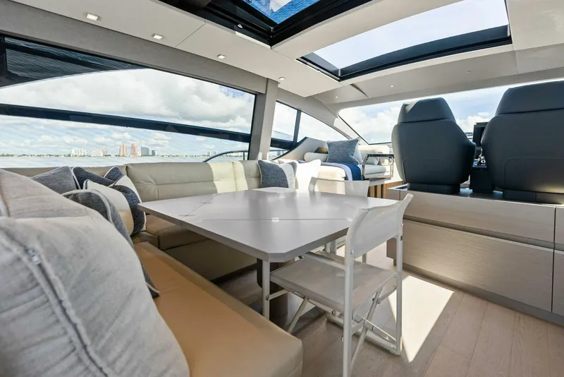 Slide: The Image of Pershing 7X 2025 - 5500638