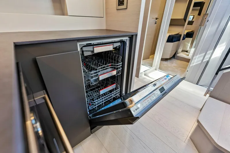 Slide: The Image of Pershing 7X 2025 - 5500650