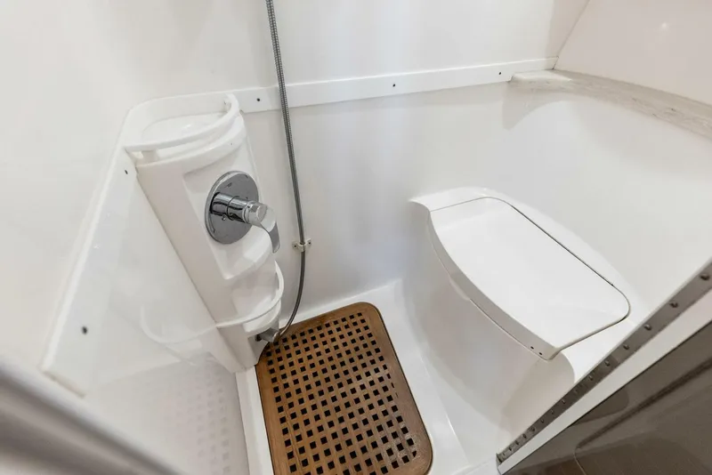 Slide: The Image of Intrepid 430 Sport Yacht 2018 - 5483117