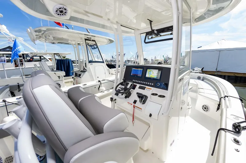 Slide: The Image of 26xoRegulatorHull277_001 - 5722137