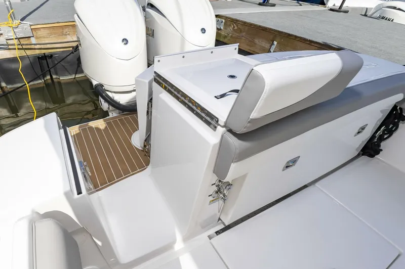 Slide: The Image of 25RegulatorHull377_015 - 5722282