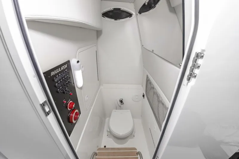 Slide: The Image of 25RegulatorHull377_024 - 5722248