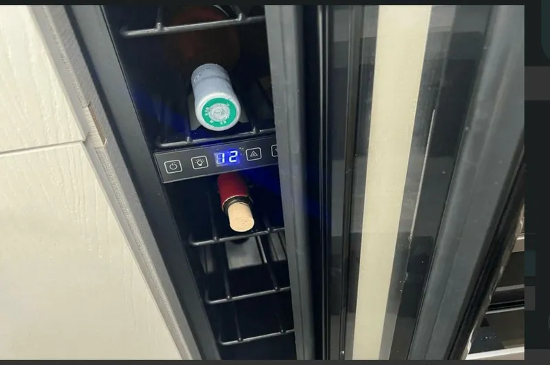 Slide: The Image of Azimut Verve 42 2022 - 5502793