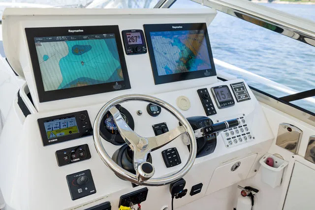 Slide: The Image of Intrepid 430 Sport Yacht 2015 - 39