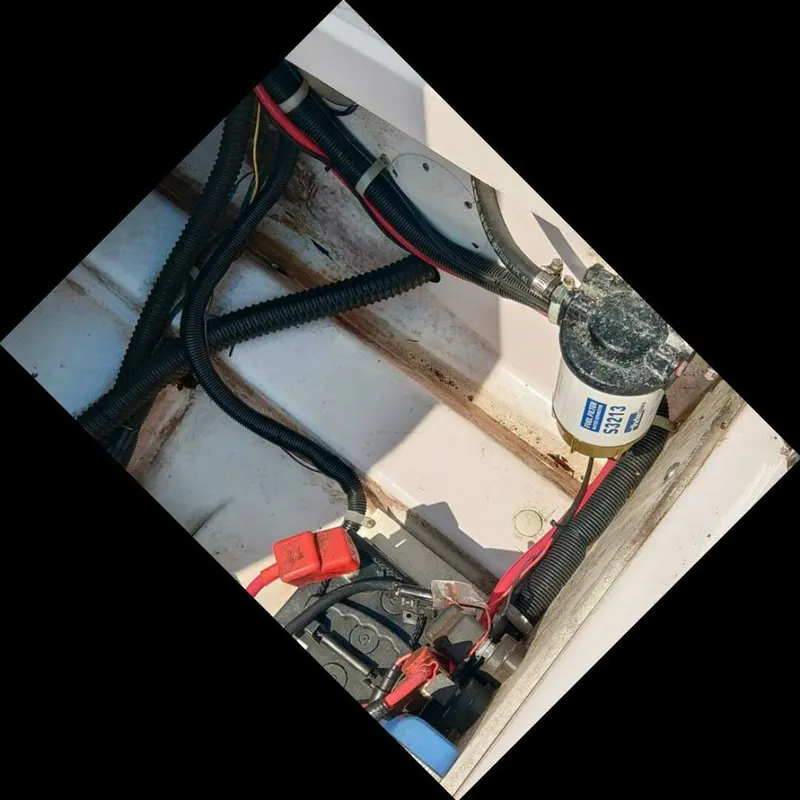 Slide: The Image of Pro-Line 32 Express Port side view of aft hatch. - 5533915