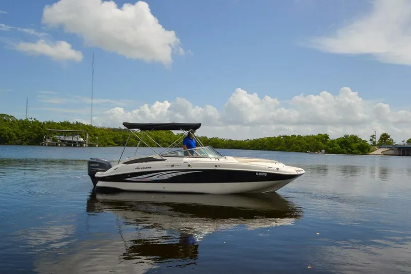 Slide: The Image of Hurricane 2400 Sundeck 2011 - 5492281