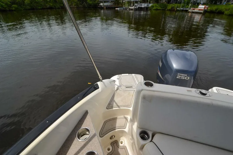 Slide: The Image of Hurricane 2400 Sundeck 2011 - 5492289