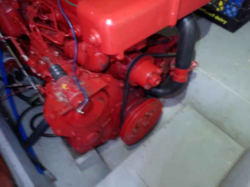 Slide: The Image of Whitby 42 Center Cockpit 1980 - 5485942