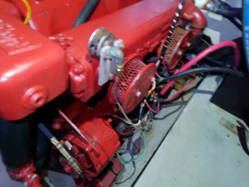 Slide: The Image of Whitby 42 Center Cockpit 1980 - 5485949