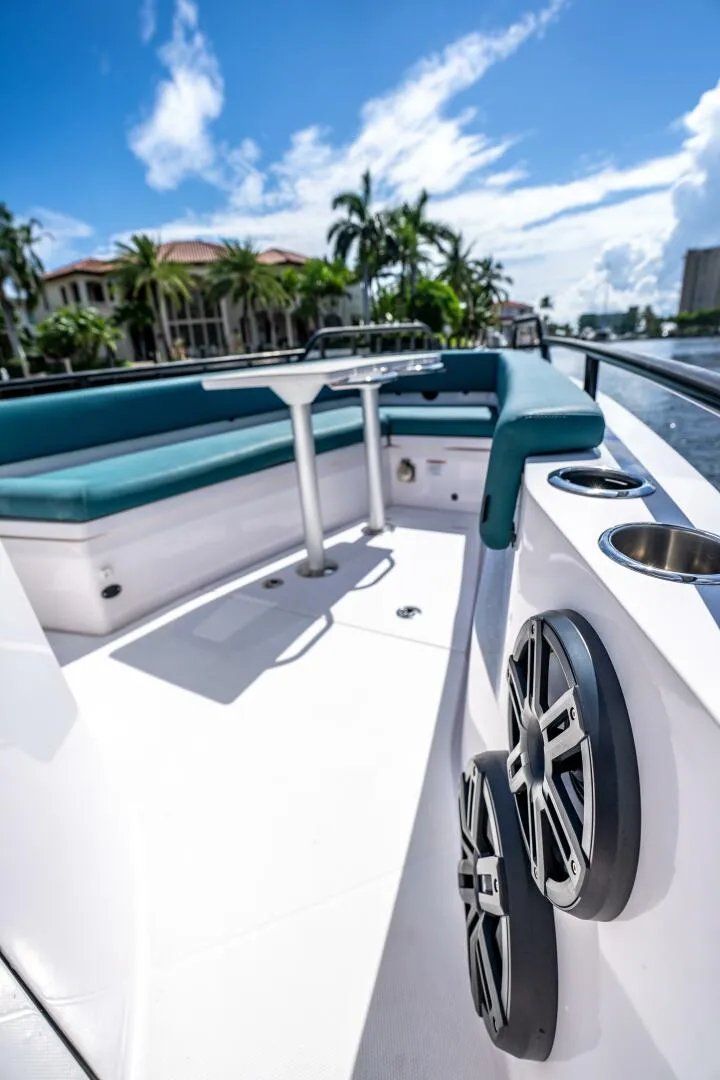 Slide: The Image of Axopar 28 T-Top 2023 - 5485573