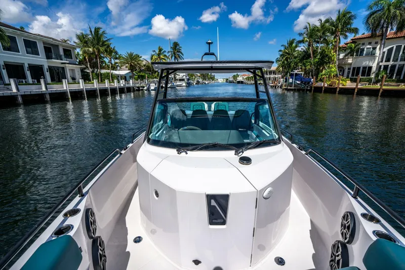 Slide: The Image of Axopar 28 T-Top 2023 - 5485574