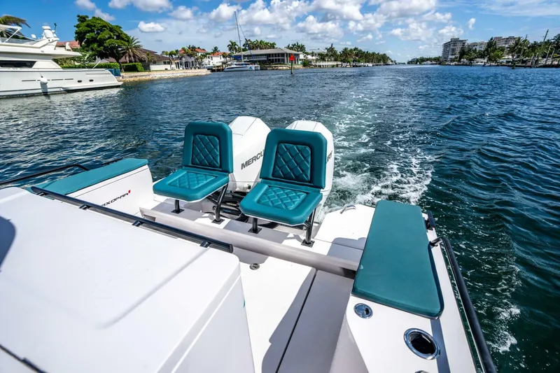 Slide: The Image of Axopar 28 T-Top 2023 - 5485579