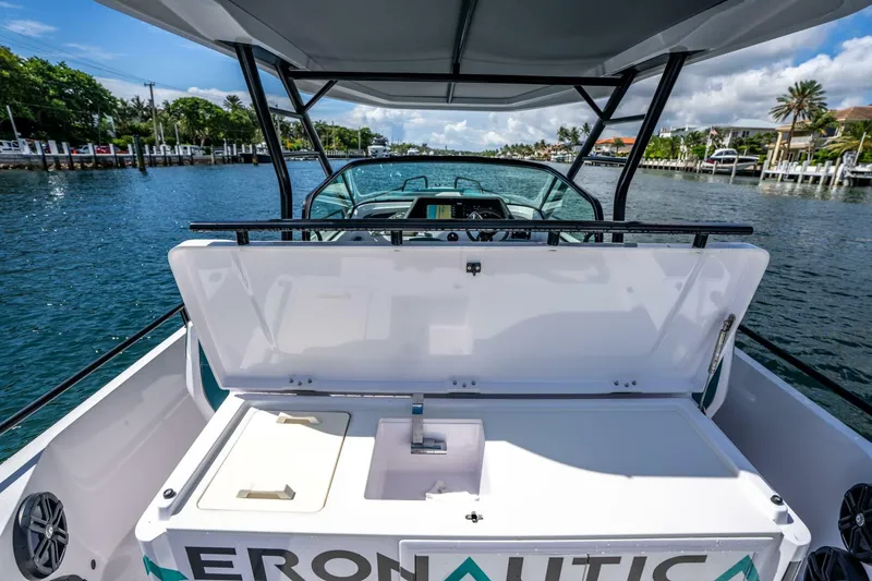 Slide: The Image of Axopar 28 T-Top 2023 - 5485580