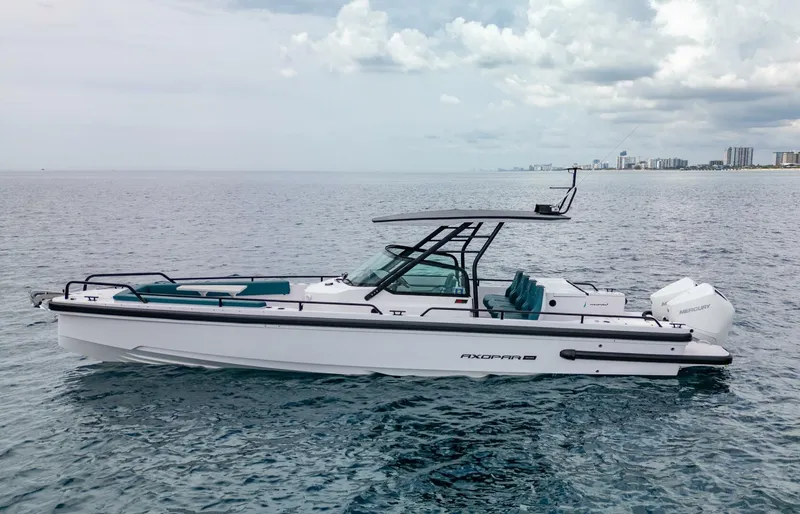 Slide: The Image of Axopar 28 T-Top 2023 - 5485563