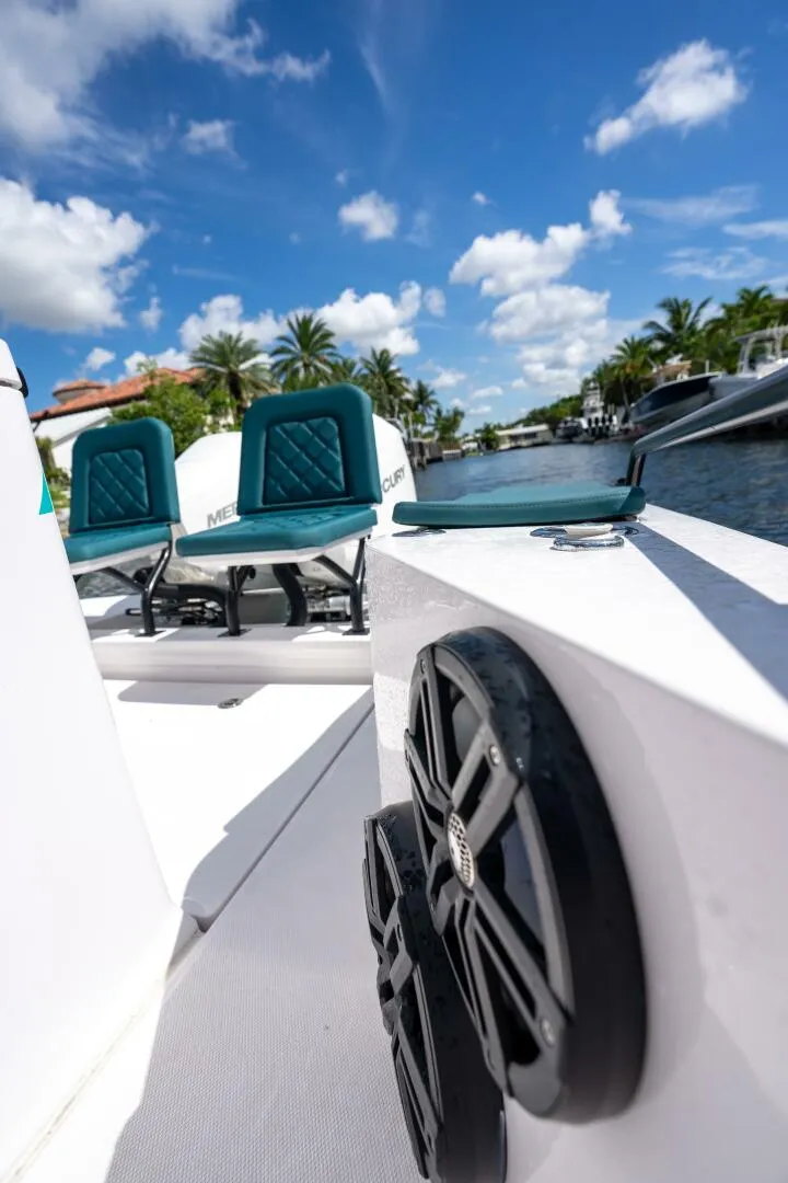 Slide: The Image of Axopar 28 T-Top 2023 - 5485566