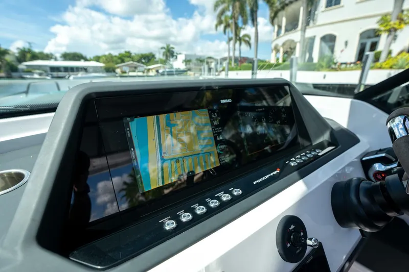 Slide: The Image of Axopar 28 T-Top 2023 - 5485569