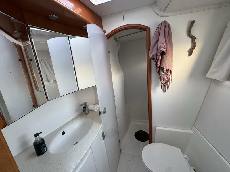 Slide: The Image of Lagoon 440 2007 - 5501559