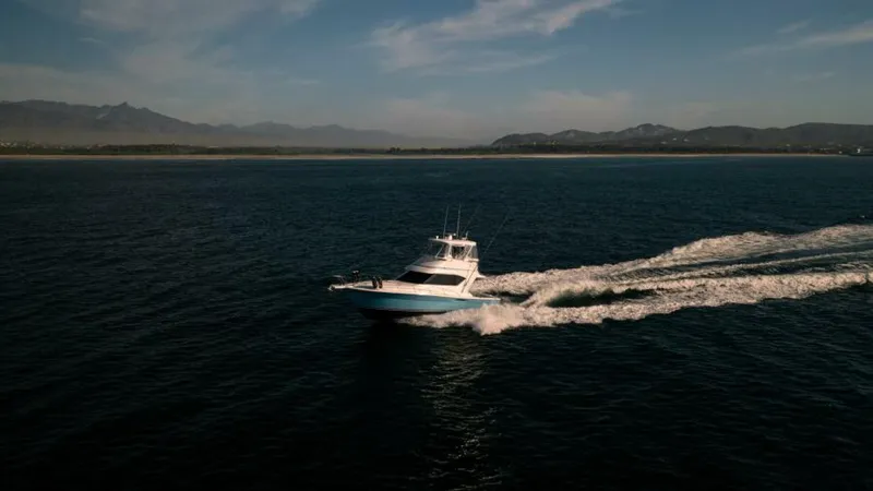 Slide: The Image of 2002 Riviera 40 Flybridge - SKIESTA - 5486886