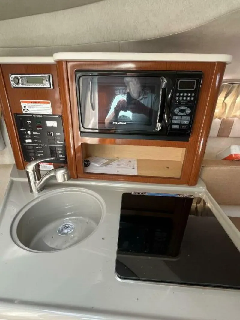 Slide: The Image of Sea Ray 240 SUNDANCER 2012 - 5487043