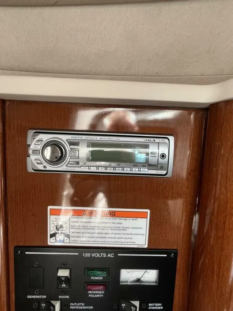 Slide: The Image of Sea Ray 240 SUNDANCER 2012 - 5487047