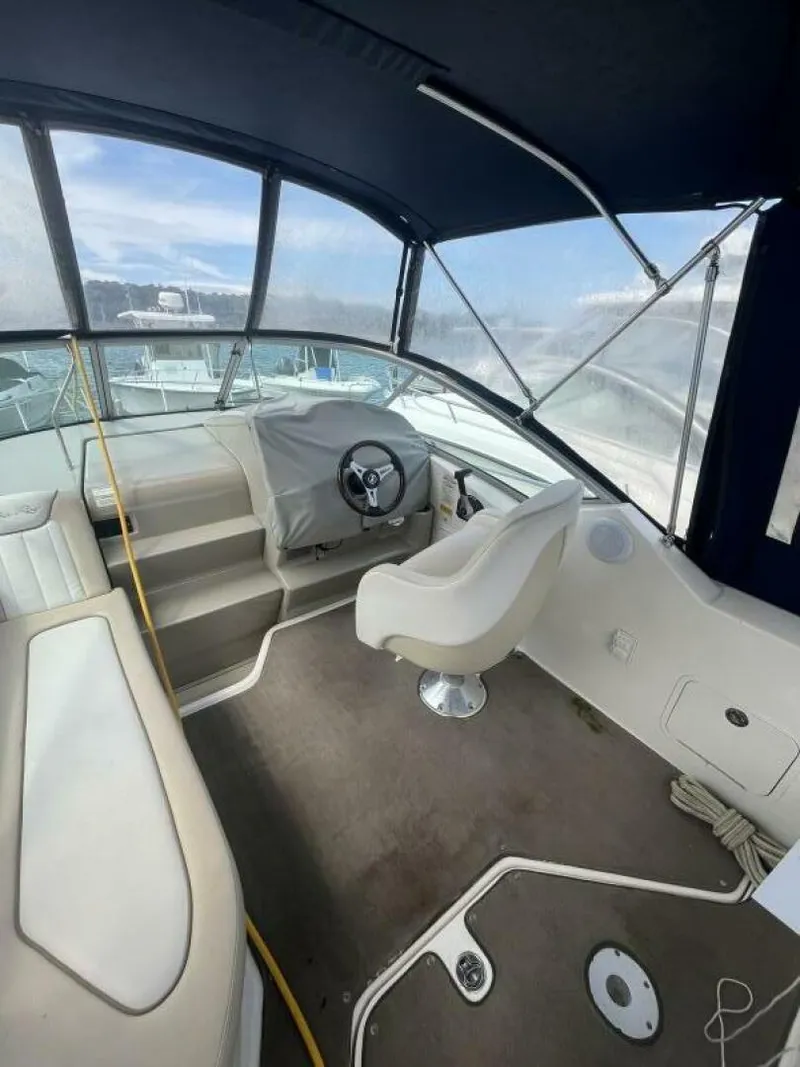 Slide: The Image of Sea Ray 240 SUNDANCER 2012 - 5487026
