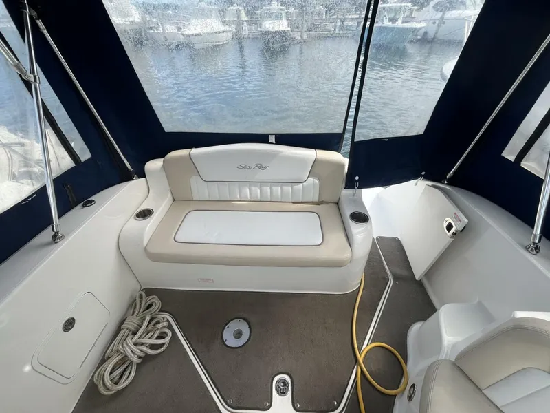 Slide: The Image of Sea Ray 240 SUNDANCER 2012 - 5487031