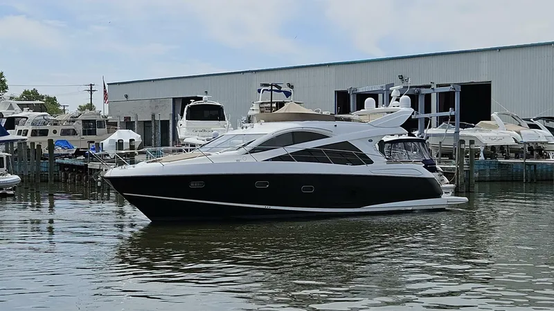 The Image of Sunseeker 53 Manhattan 2012 - 5871057