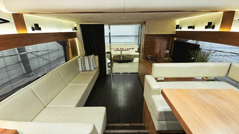 Slide: The Image of Sunseeker 53 Manhattan 2012 - 5870939