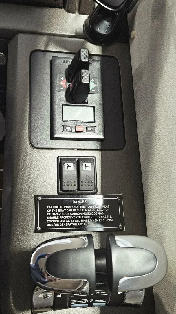 Slide: The Image of Sunseeker 53 Manhattan 2012 - 5871037