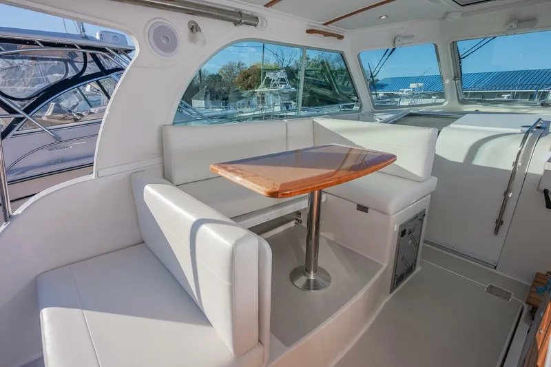 Slide: The Image of 2026 Back Cove 34O 25 - 5819551