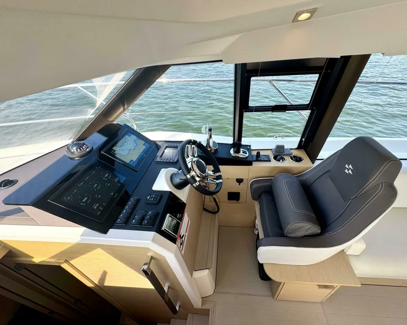 Slide: The Image of Prestige 420S 2024 - 5487424