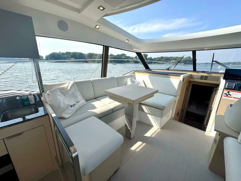 Slide: The Image of Prestige 420S 2024 - 5487427