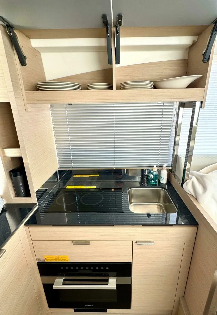 Slide: The Image of Prestige 420S 2024 - 5487438