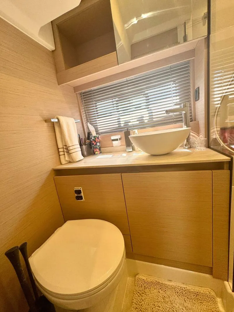 Slide: The Image of Prestige 420S 2024 - 5487453