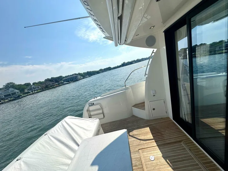 Slide: The Image of Prestige 420S 2024 - 5487484