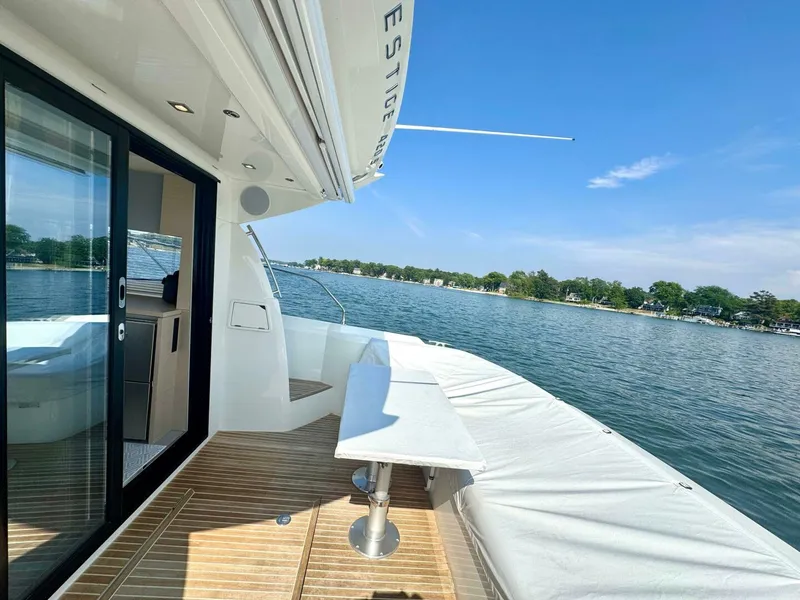 Slide: The Image of Prestige 420S 2024 - 5487485