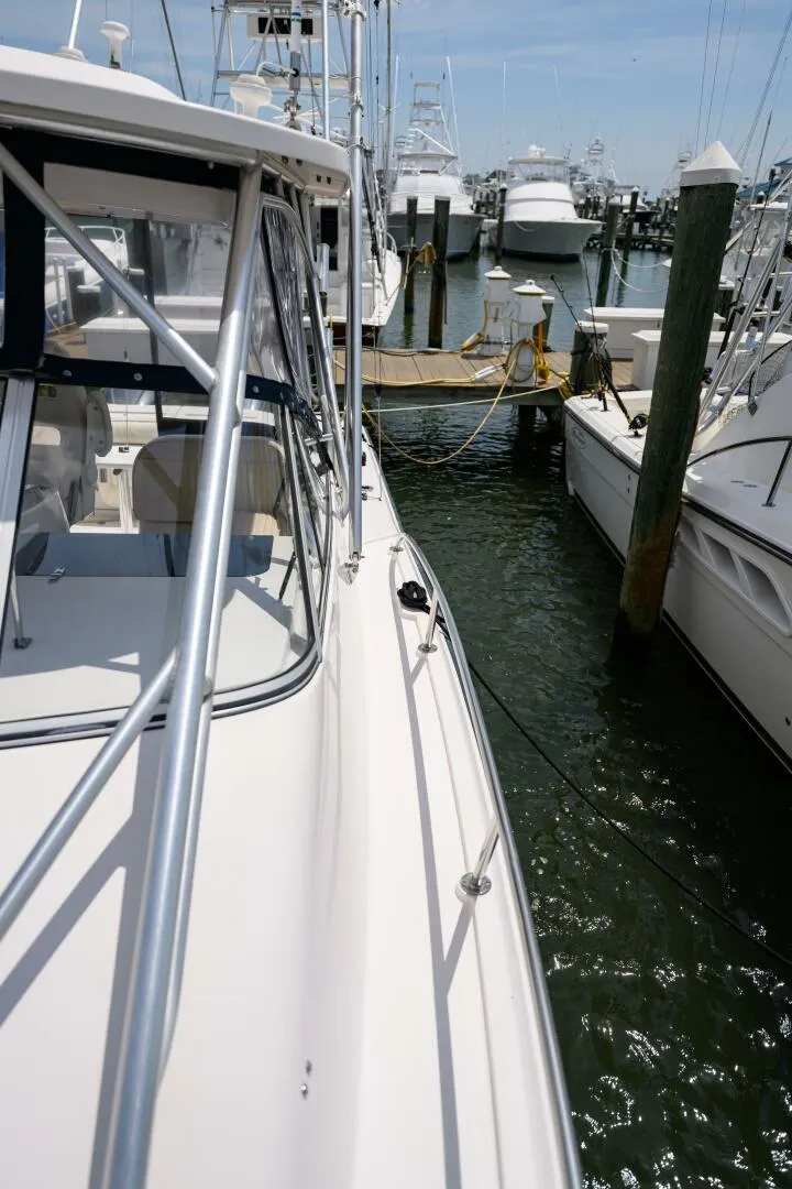 Slide: The Image of Grady-White 330 Express 2003 - 5487714