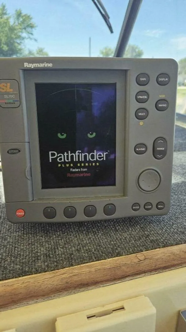 Slide: The Image of Chris-Craft 381 Catalina 1986 - 5870811