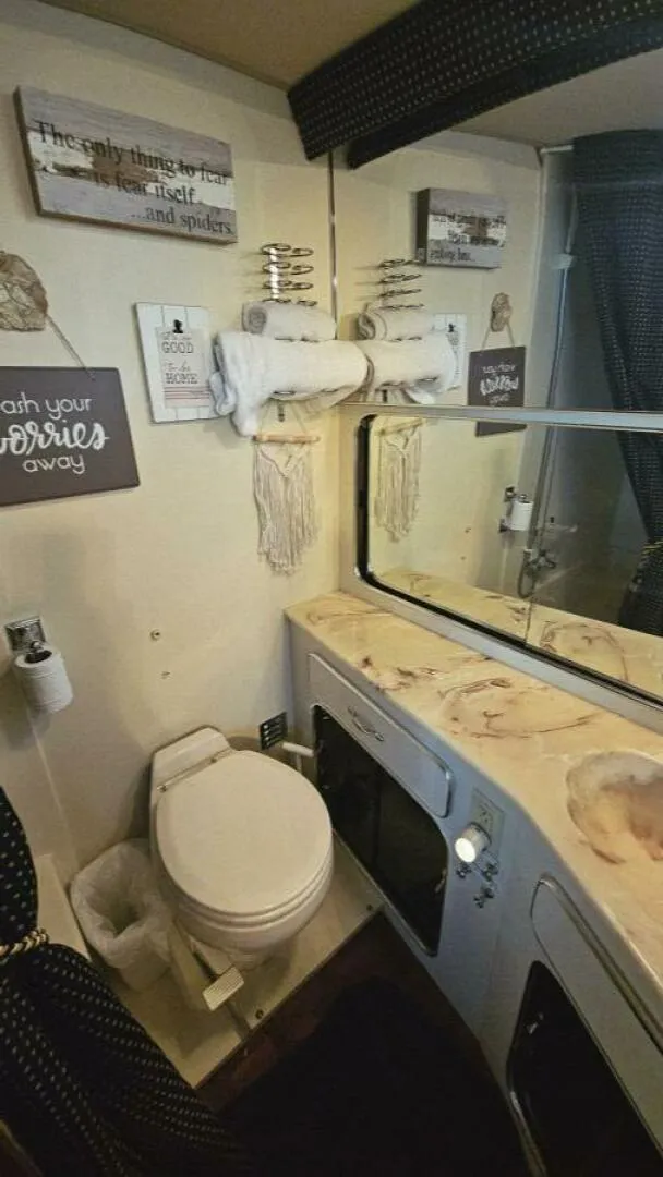 Slide: The Image of Chris-Craft 381 Catalina 1986 - 5870792