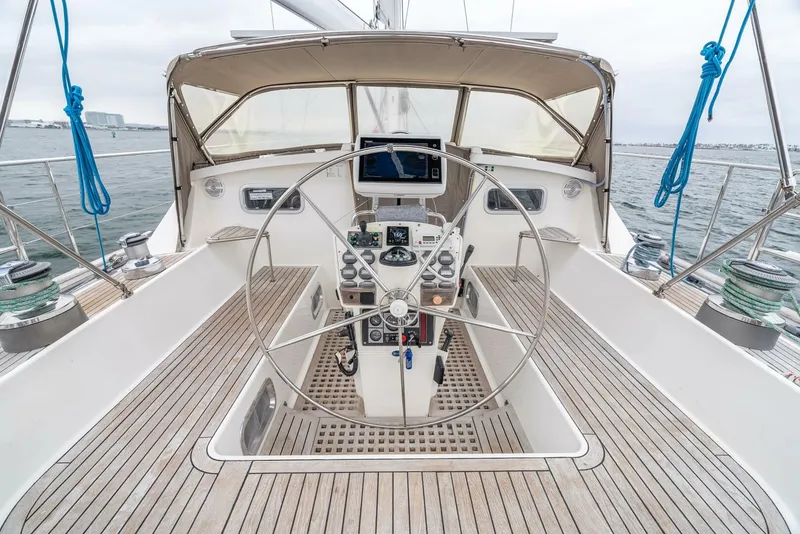 Slide: The Image of Farr 60 Pilothouse 1997 - 5487760