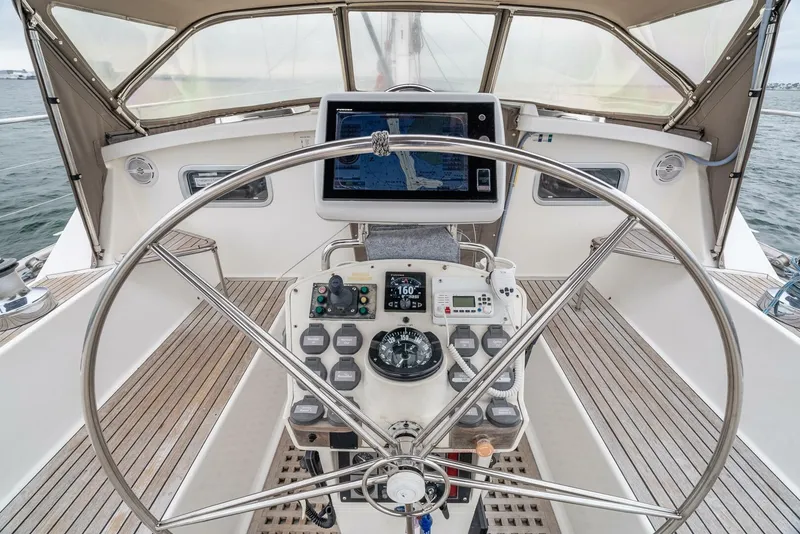 Slide: The Image of Farr 60 Pilothouse 1997 - 5487761