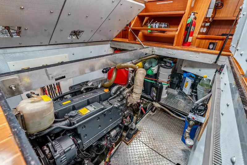 Slide: The Image of Farr 60 Pilothouse 1997 - 5487799