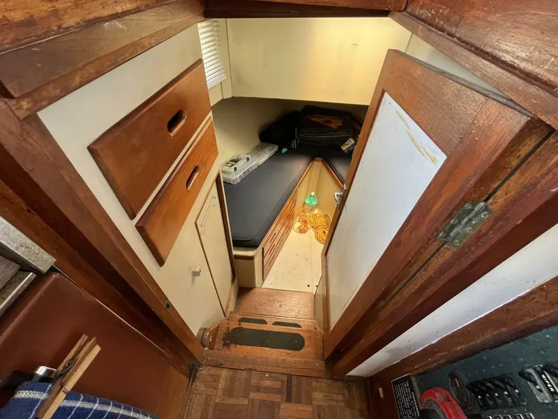 Slide: The Image of Grand Banks 36 1970 - 5487819