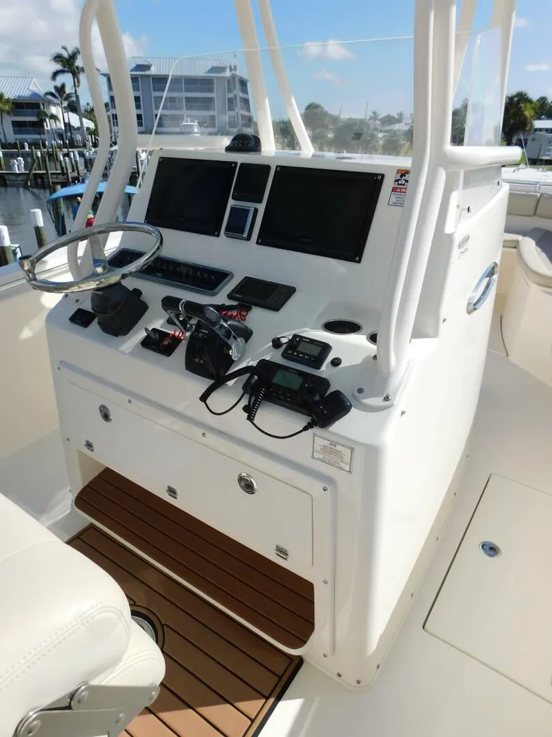 Slide: The Image of Cobia CENTER CONSOLE 2015 - 5488552