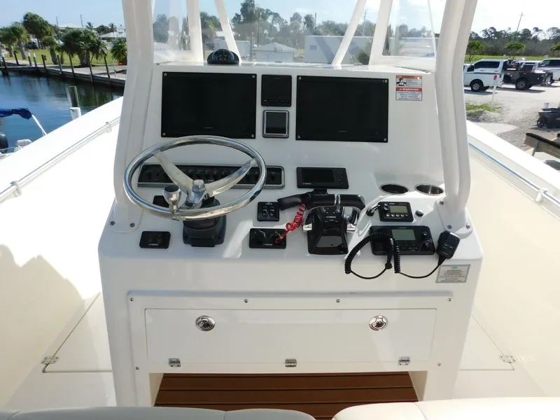 Slide: The Image of Cobia CENTER CONSOLE 2015 - 5488487