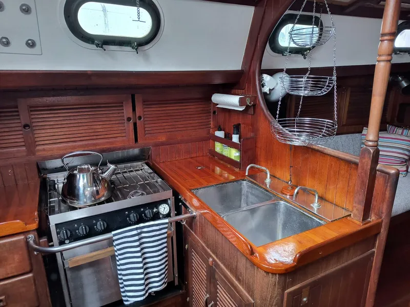 Slide: The Image of Ta Shing Baba 35 1980 - 5488539